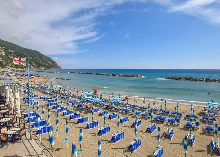 Nice Apartment In Moneglia With Kitchen