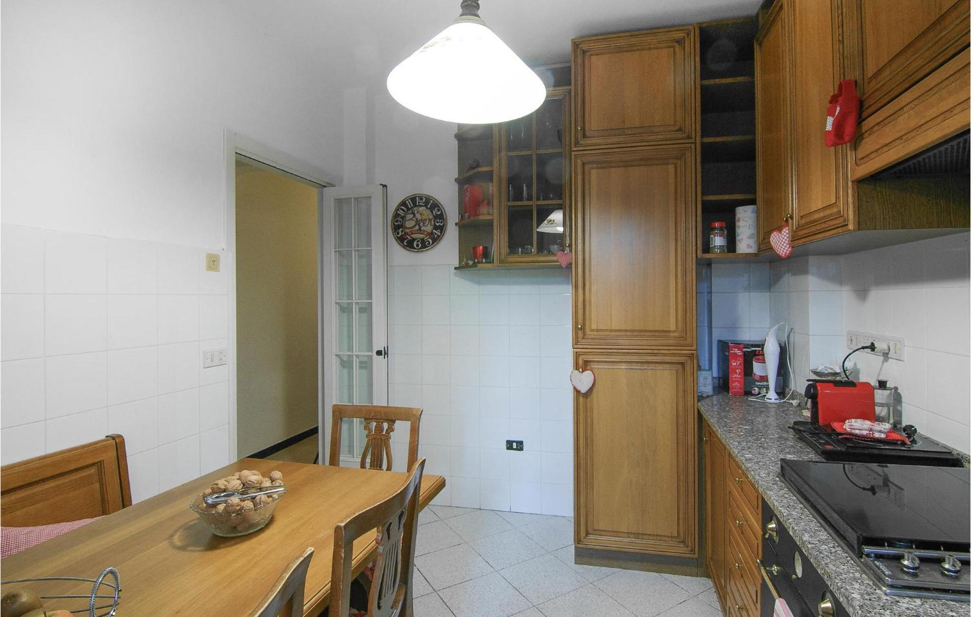 Appartement In With Kitchen Moneglia